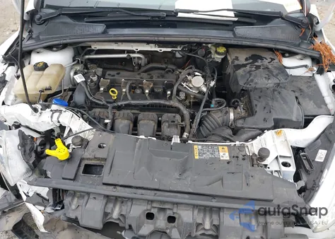 2016 Ford Focus S из США, поврежденный, VIN 1FADP3E28GL380065